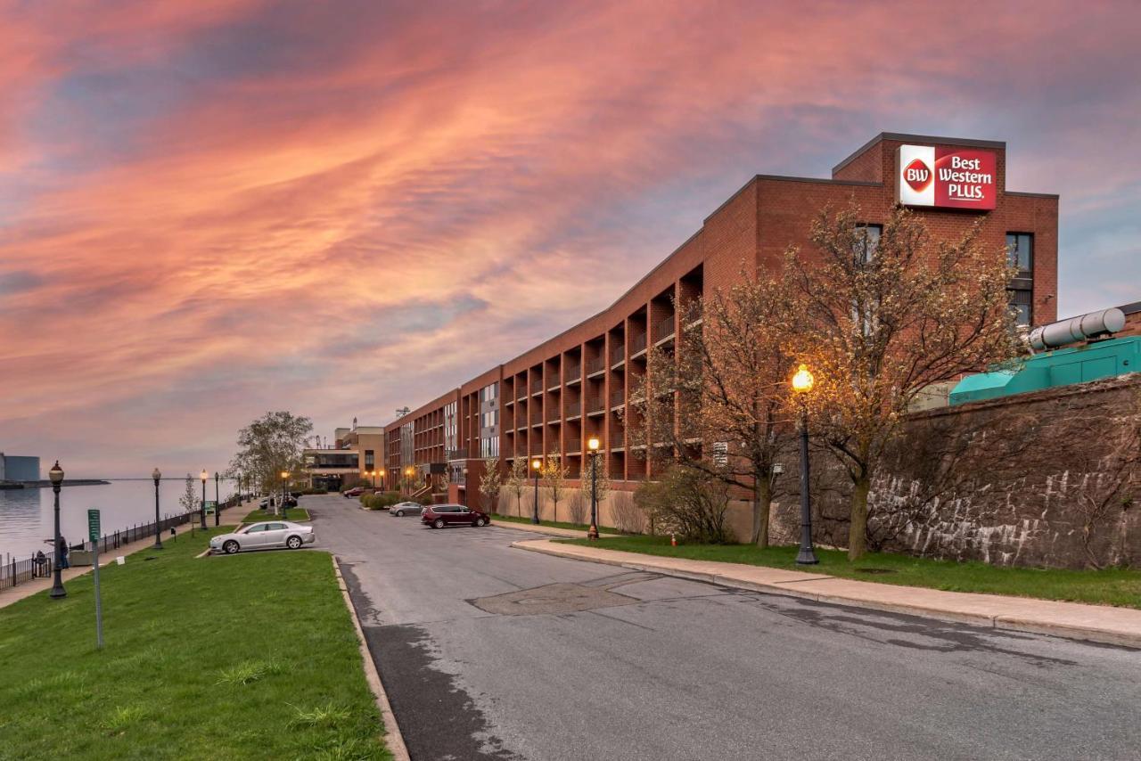 Best Western Plus Oswego Hotel And Conference Center Екстериор снимка