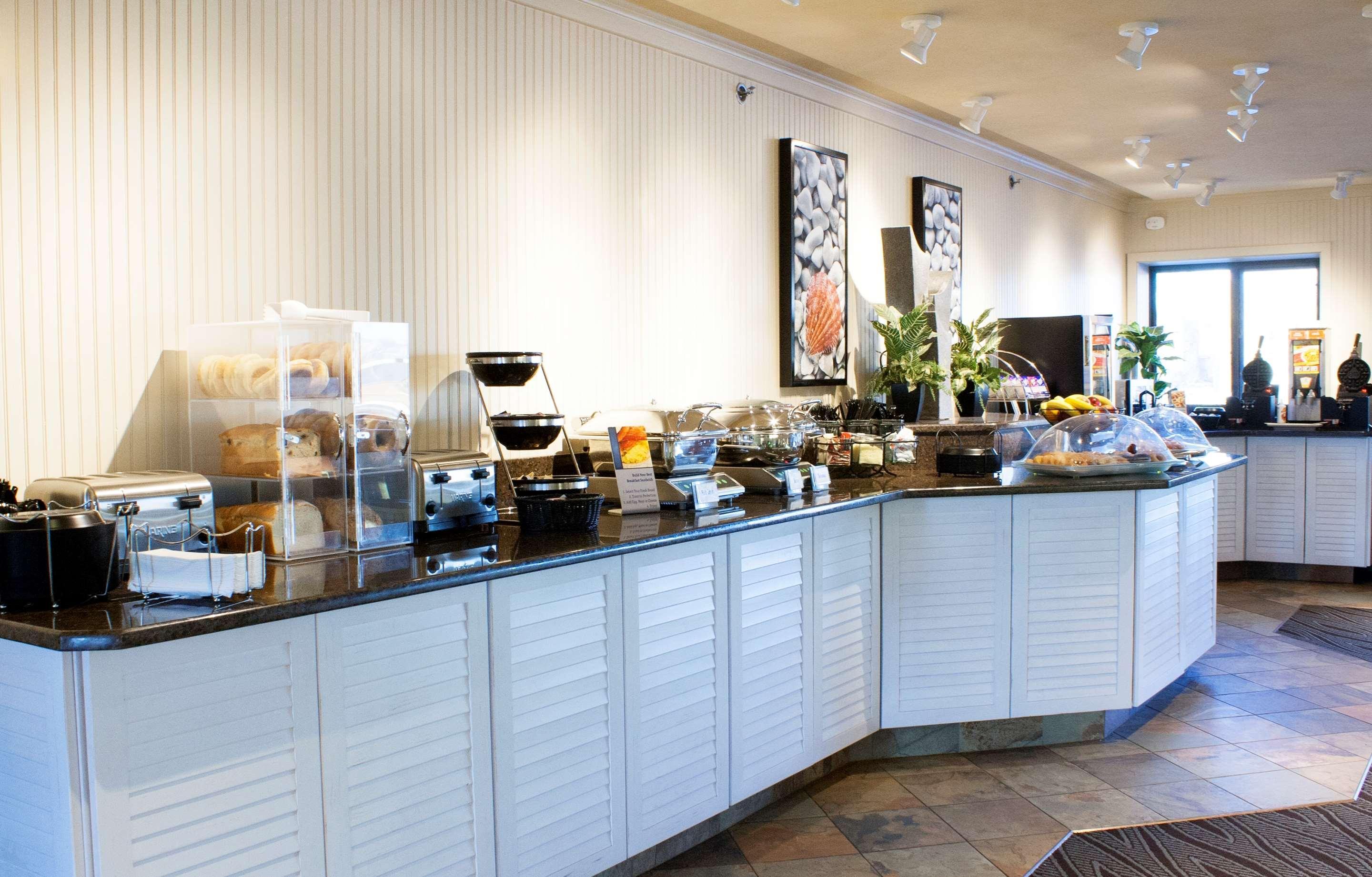 Best Western Plus Oswego Hotel And Conference Center Екстериор снимка